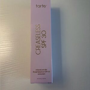 tarte Creaseless SPF 30 Mineral Powder in translucent